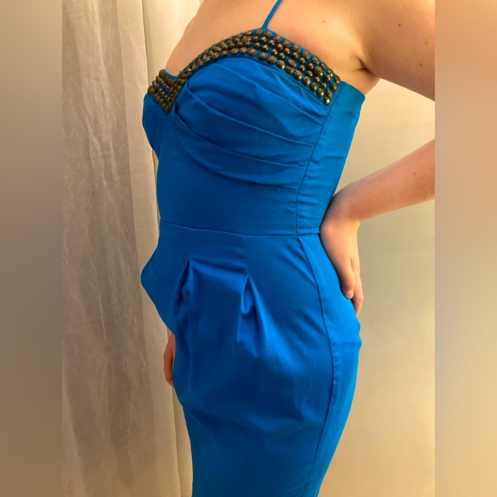 Vibrant Blue, Bisou Bisou Wedding, Cocktail, or Party Dress! Flattering Shape!